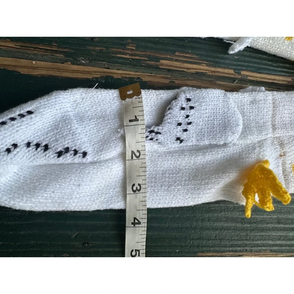 Novelty Cockatiel Bird Knit Socks‎ White Yellow 3D Wing Crest Animal Crew Socks